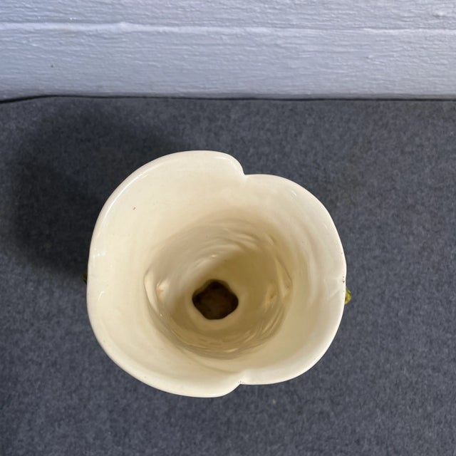 Vintage Hull Pottery Woodland Vase (Usa) For Sale In Orlando - Image 6 of 9