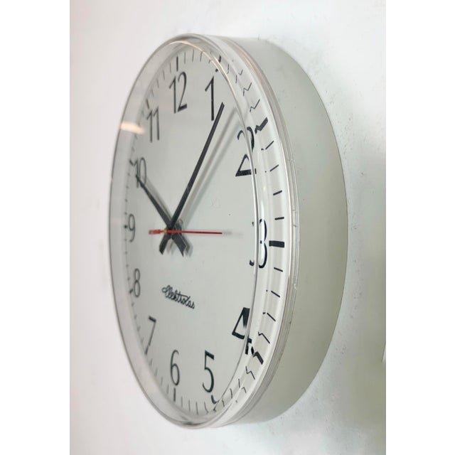 Industrial Vintage Office Wall Clock from Elektročas, 1990s For Sale - Image 3 of 16