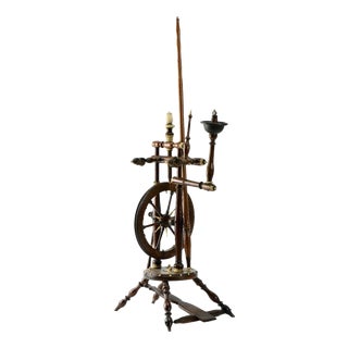 19th Century English Spinning Wheel For Sale