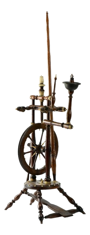 19th Century English Spinning Wheel