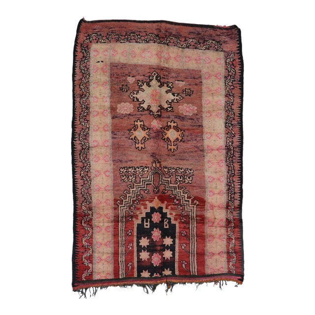 Vintage Berber Moroccan Rug - 05'10 X 08'08 For Sale