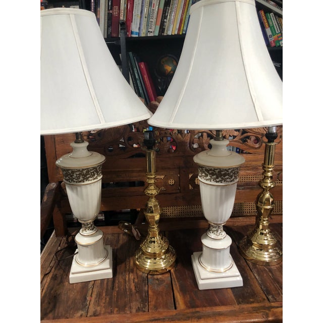 Frederick Cooper Early 20th Century Tyndale Frederick Cooper Cream & Gold Porcelain Table Lamps - A Pair For Sale - Image 4 of 9