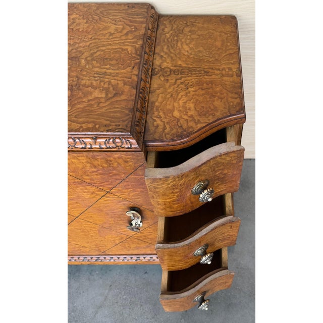 Brown Early 20th Century Pair of Art Deco Side Cabinets or Nightstands in Solid Walnut Burl For Sale - Image 8 of 18