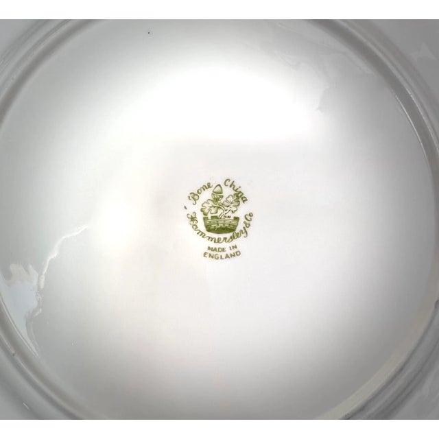 Mid 20th Century Hammersley Gilded Plates- Set of 8 For Sale In Los Angeles - Image 6 of 6
