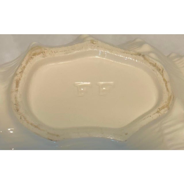 Ceramic Mid Century Modern Fitz and Floyd Conch Seashell Bowls Catchalls - A Pair For Sale - Image 7 of 7