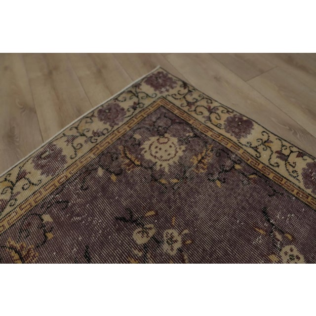 1970s 1970s Floral Design Art Deco Purple Oushak Accent Rug For Sale - Image 5 of 10