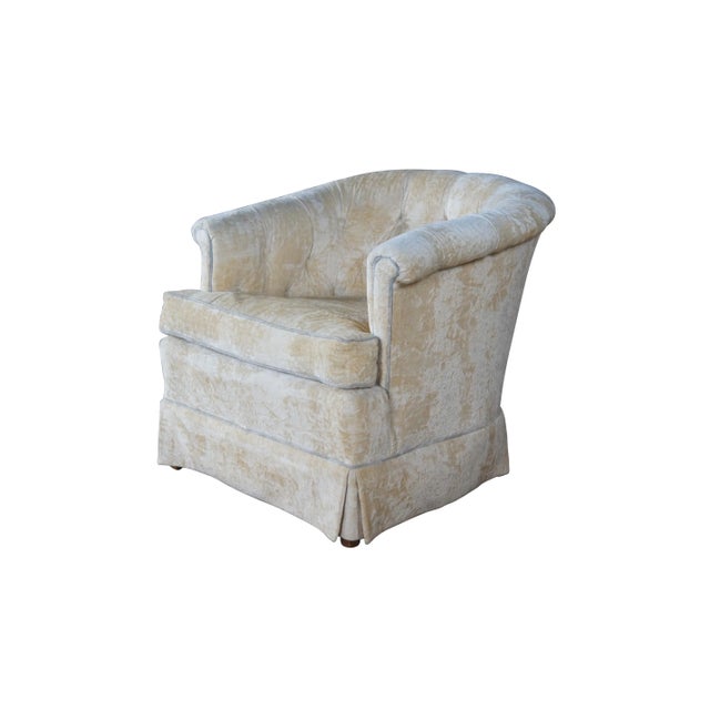 Mid 20th Century Hickory Tavern Mid Century Velvet Barrel Back Tufted Lounge Arm Chair For Sale - Image 13 of 13