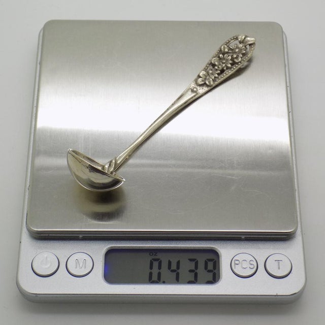 Vintage Italian Handmade Silver Mini Olive Ladle with Flower Handling, 1980s For Sale - Image 9 of 11