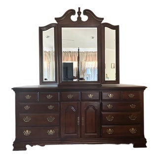 Late 20th Century Broyhill Premier Cherry Wood Triple Dresser & Triptych Split Swan-Neck Pediment Top Beveled Mirror Excellent “Mint” Condition For Sale