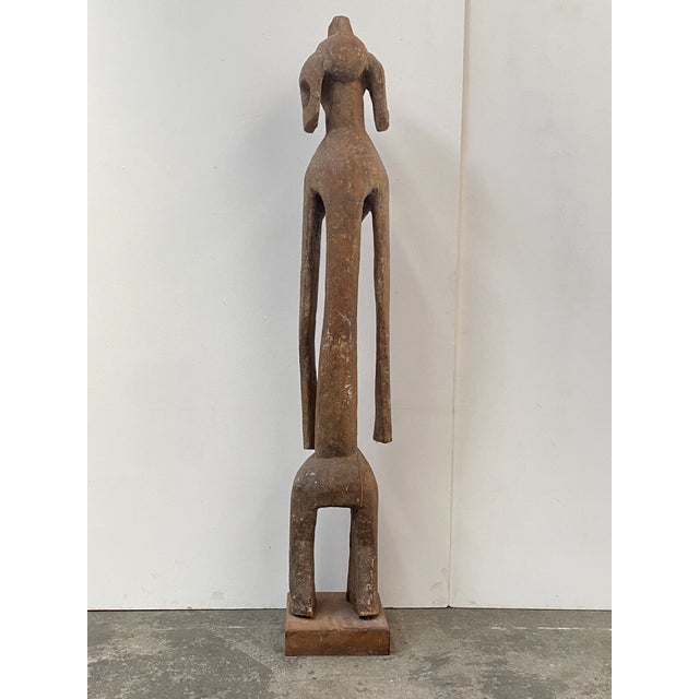 Mid-20th Century Nude Mumuye Sculpture in Wood, 1950s For Sale - Image 3 of 7