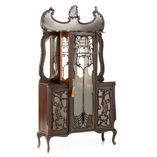 Brown 19th Century Display Cabinet in Noble Wood For Sale - Image 8 of 8