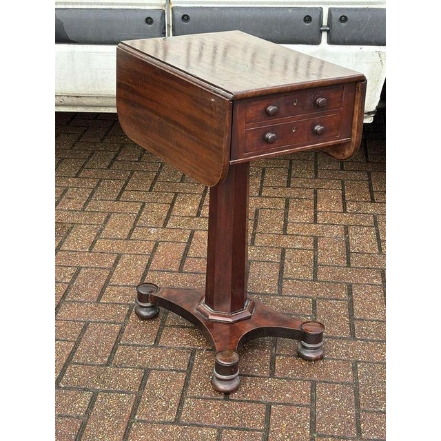 William IV Side Table in Mahogany For Sale - Image 3 of 14