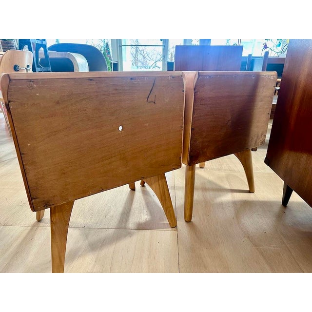 Mid-Century Modern 1940s Pair of Heywood Wakefield 'Kohinoor' Nightstands For Sale - Image 3 of 14