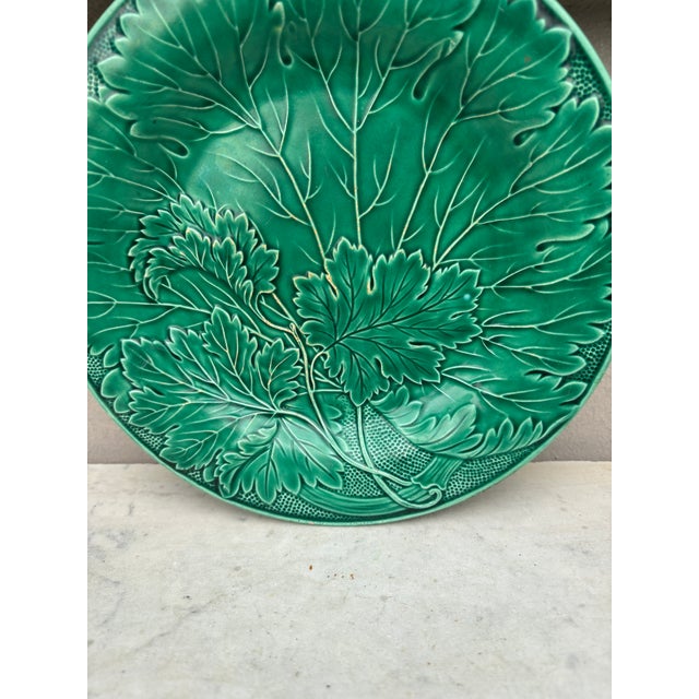 French Green Majolica Leaves Plate Montereau, Circa 1890 For Sale - Image 4 of 5