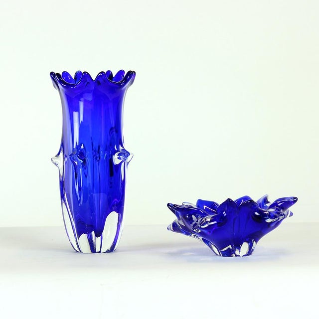Cobalt Blue Art Glass Set by Jaroslav Taraba for Lednické Rovne, Czechoslovakia, 1960s, Set of 2 For Sale - Image 11 of 11