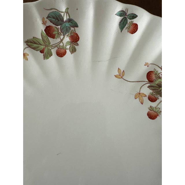 1950s Copeland Spode Strawberry Pattern Serving Platter For Sale - Image 5 of 6