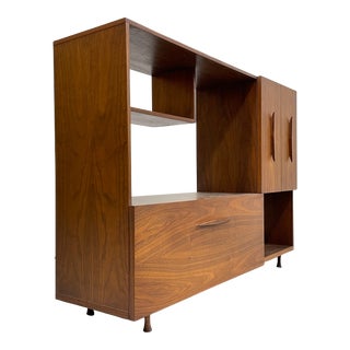 Mid Century Modern Walnut Bar / Bookcase Cabinet, C. 1960's For Sale