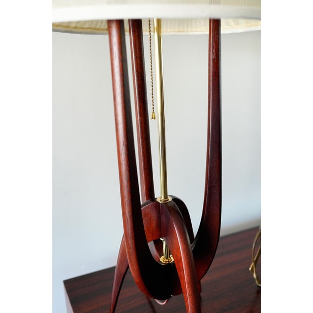 1960s Mid Century Modern R&j Manufacturing Model 30 Table Lamps - a Pair Restored For Sale - Image 11 of 18
