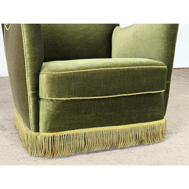 Mid-Century Modern Scandinavian Wingback Lounge Chair in Green Velvet, 1950s For Sale - Image 9 of 13