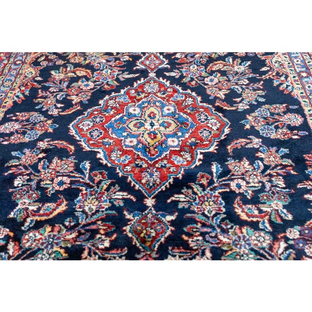 Middle Eastern Hand-Knotted Hamedan Rug For Sale - Image 9 of 14