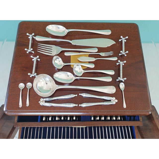 Canteen of Cutlery from Walker & Hall, 1920s, Set of 115 For Sale - Image 9 of 15