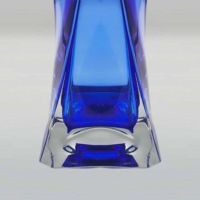 Glass Mid-Century Murano Cobalt Blue Sommerso Helix Twist Glass Vase, 1970s For Sale - Image 7 of 9