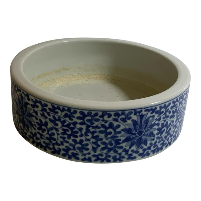 Vintage Hand-Painted Chinese 8" Blue & White Porcelain Brush Washer Bowl 1970–1990 For Sale