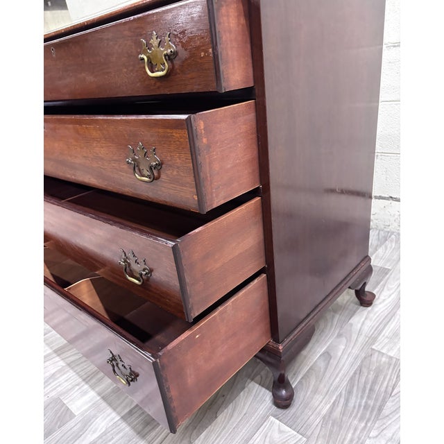 Brown Antique Chippendale Style Mahogany Four Drawer Chest of Drawers Bachelor’s Chest For Sale - Image 8 of 12