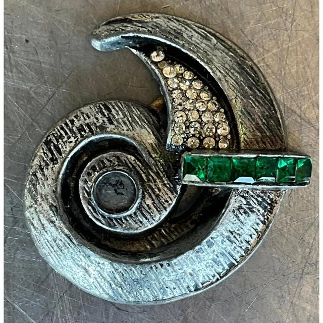 Vintage Silver Spiral Brooch With Green Detail For Sale In West Palm - Image 6 of 12