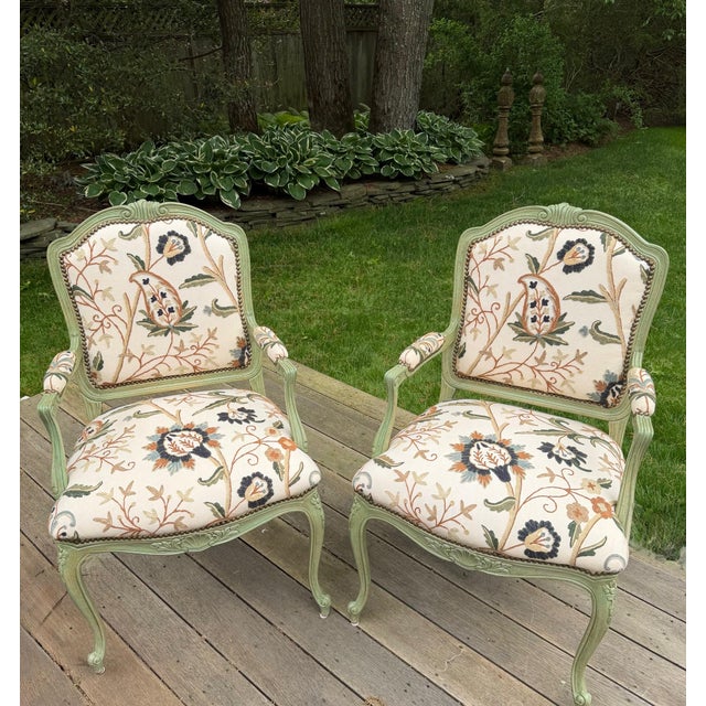 Pair of Custom Botanical Crewelwork Chairs in Green For Sale - Image 12 of 18