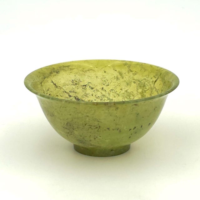 Chinese Pair of Green Hardstone Bowls, Republic Period China For Sale - Image 3 of 6