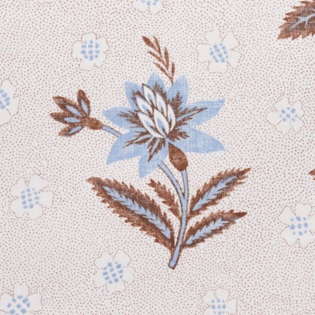 French Provincial Sample - Schumacher Colline Fabric in Delft & Sepia For Sale - Image 3 of 5
