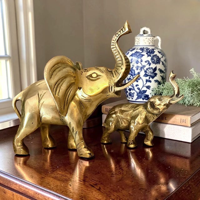 Vintage Solid Brass Elephant Figurines Pair | Mid Century Decor | Hollywood Regency | Grand-Millennial Shelf Decor For Sale - Image 4 of 10