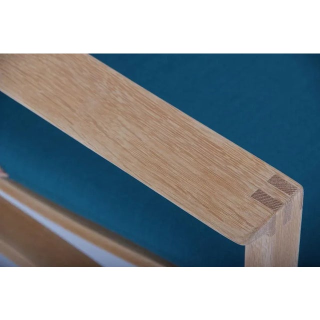 Model 2256 Lounge Chair in Light Oak and Fabric by Børge Mogensen for Fredericia For Sale - Image 6 of 11
