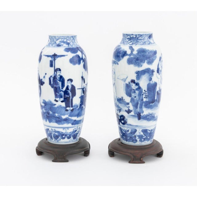 Chinese Blue & White Porcelain Vases, Near Pair For Sale In New York - Image 6 of 12