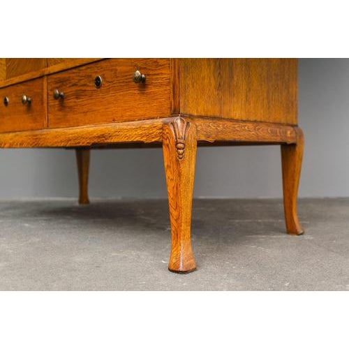 Art Nouveau Linen Cabinet in Oak For Sale - Image 14 of 18