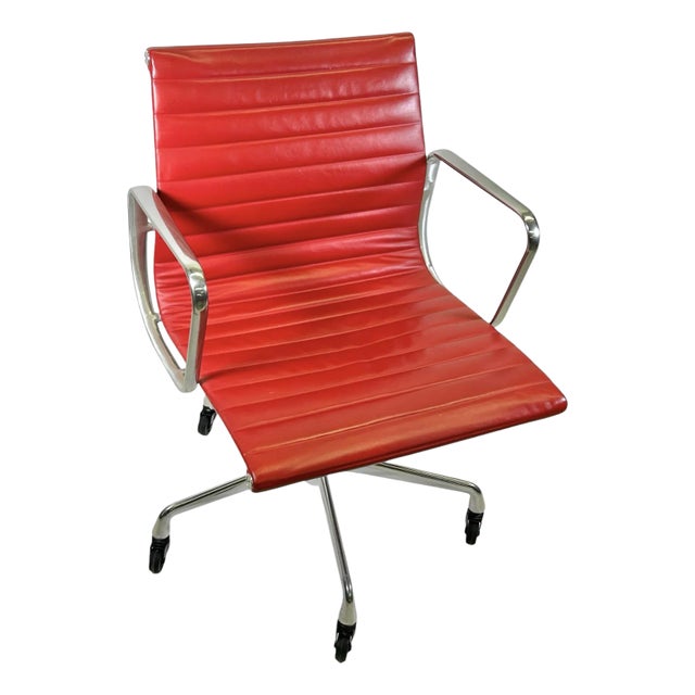 2009 Herman Miller Eames Aluminum Group Management Chair in Red Leather For Sale