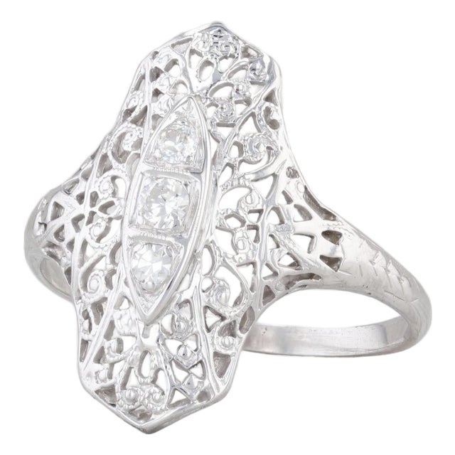 Vintage 0.12ctw Diamond 3-Stone Filigree Ring 18k White Gold Size 9.5 For Sale