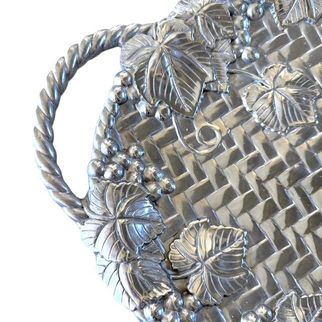 Contemporary Lenox Grape Weave Large Handled Silver-Tone Tray Metal Serveware For Sale - Image 3 of 11