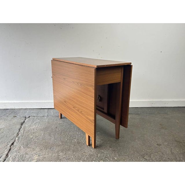 1960s Mid-Century Modern Teak Drop-Leaf Dining Table from Schreiber, 1960s For Sale - Image 5 of 9