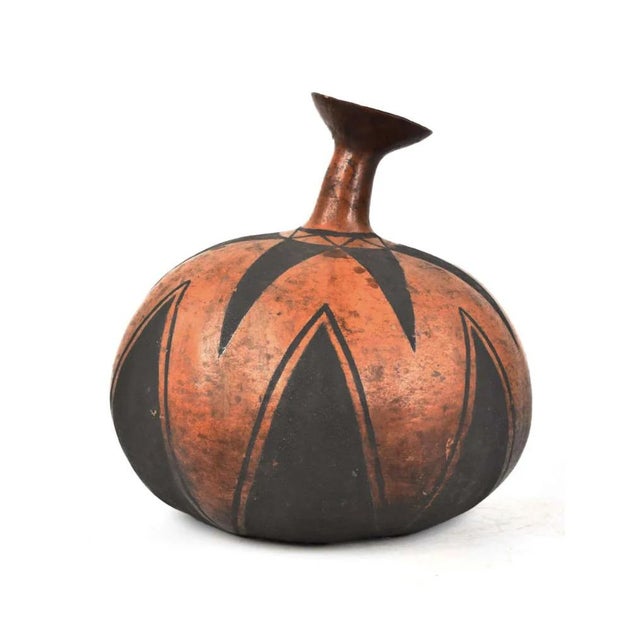 Early 20th Century Tutsi Ceremonial Gourd Calabash Rwanda For Sale - Image 4 of 6