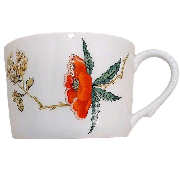 French Provincial 1960s 3 Cups Limoges Raynaud Ceralene Dioraflor Tea Coffee Mioraflor Floral France For Sale - Image 3 of 11