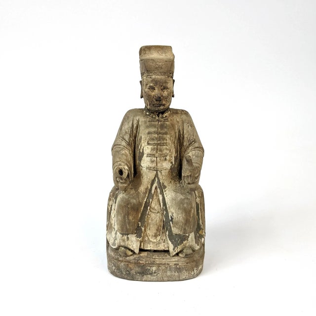 Tan 18th Century Chinese Wooden Carving of an Ancestor For Sale - Image 8 of 8