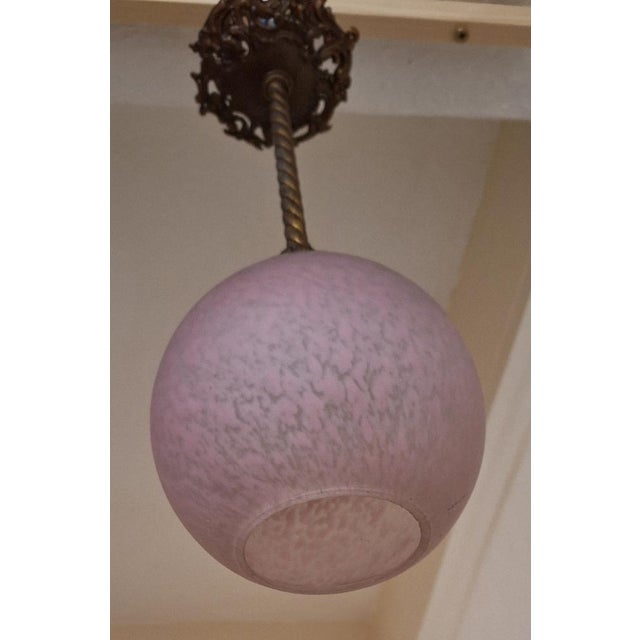 French Art Deco Spherical Ceiling Lamps in Pink Marbled Glass, 1930s, Set of 6 For Sale - Image 9 of 11
