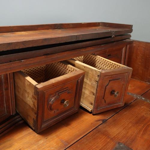 17th Century 17th Century Baroque Walnut Canterano For Sale - Image 5 of 15