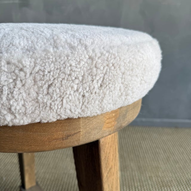 Jasper White Oak Swivel Counter Stool With Genuine Sheepskin Upholstery Mb For Sale - Image 4 of 8