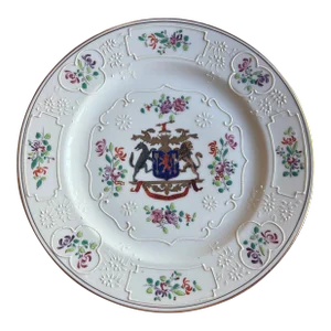 20th Century French Porcelaine De Paris Chinese Export Style Armorial Dinner Plates, Marked- Set of 6