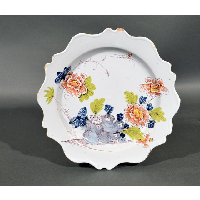Bristol Delftware Polychrome Chinoiserie Scalloped Plates, Set of Six For Sale In Philadelphia - Image 6 of 17