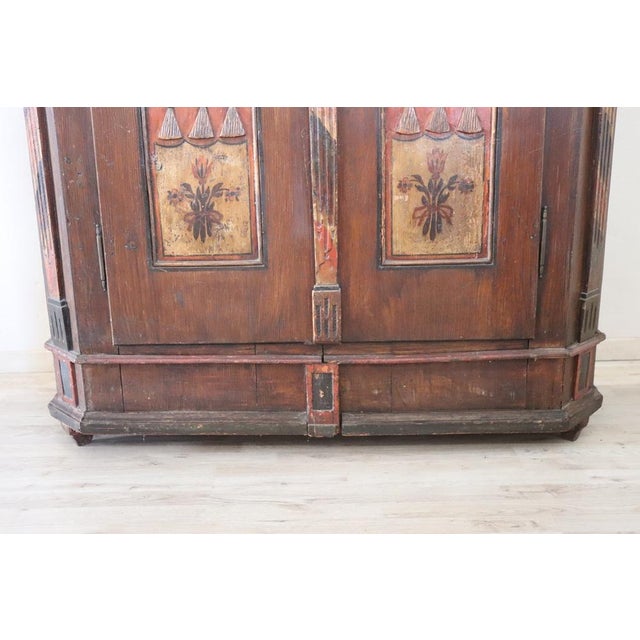 Antique Tyrolen Wardrobe in Pine, 1800s For Sale - Image 5 of 18