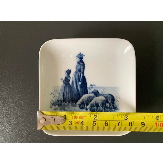 Antique Danish Porcelain White & Blue Jewelry Dish by Royal Copenhagen For Sale - Image 9 of 12